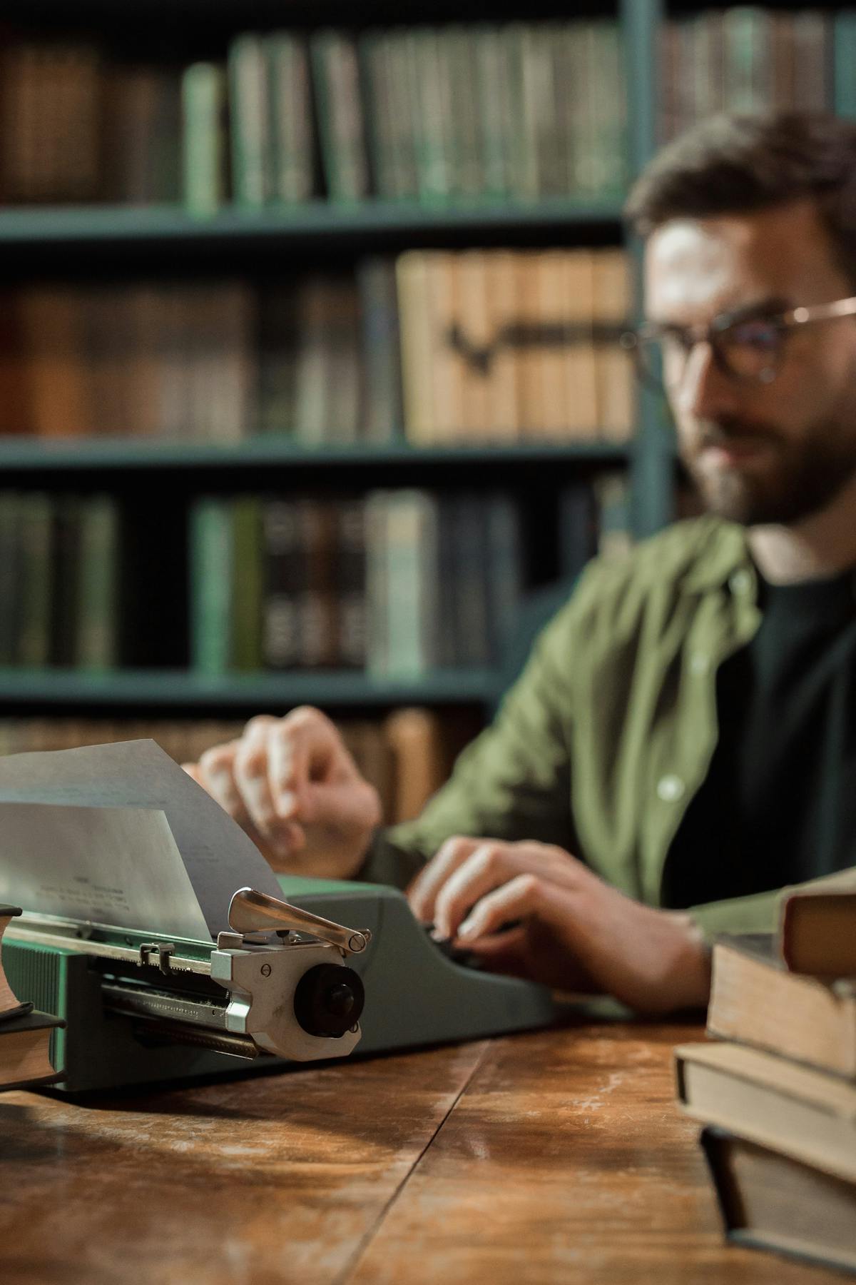 Cómo publicar un libro en Chile: guía completa para autores independientes