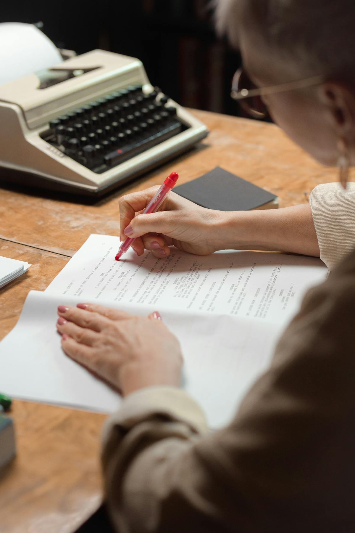 Corrección de estilo: qué es y por qué puede transformar tu libro